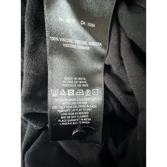 Anthropologie Akemi + Kin Louise Black Embroidered Floral Blouse Size Medium - Picture 12 of 16